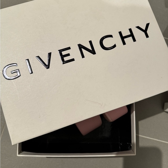 Authentic Givenchy sandals - Picture 3 of 16